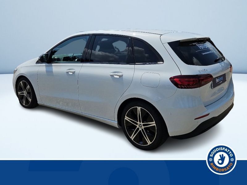 Mercedes-Benz B 180 2023