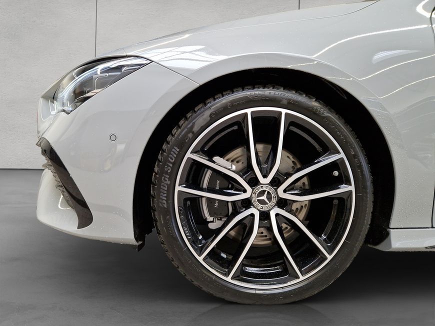 Mercedes-Benz CLA 200 2025