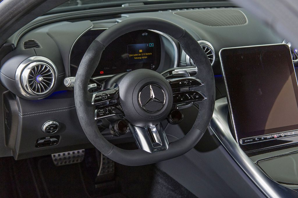 Mercedes-Benz SL 63 AMG 2022