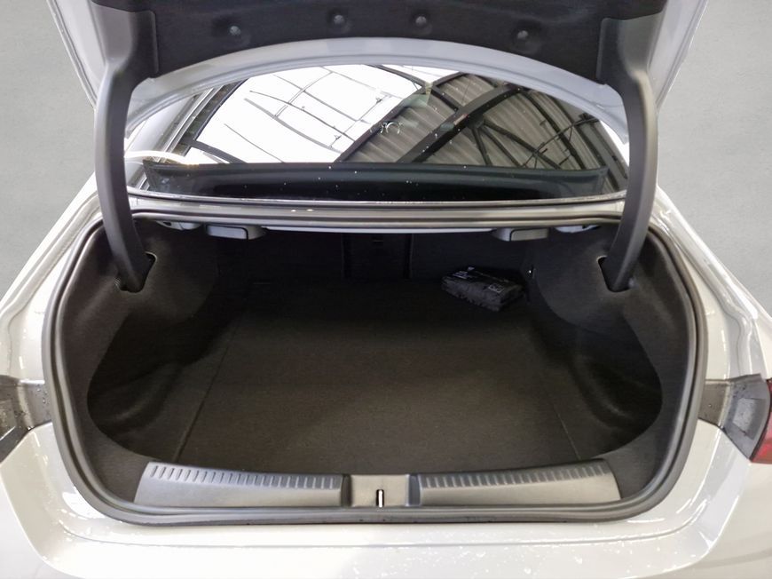 Mercedes-Benz CLA 200 2025