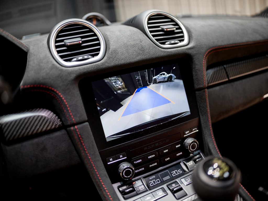 Porsche Boxster 2024