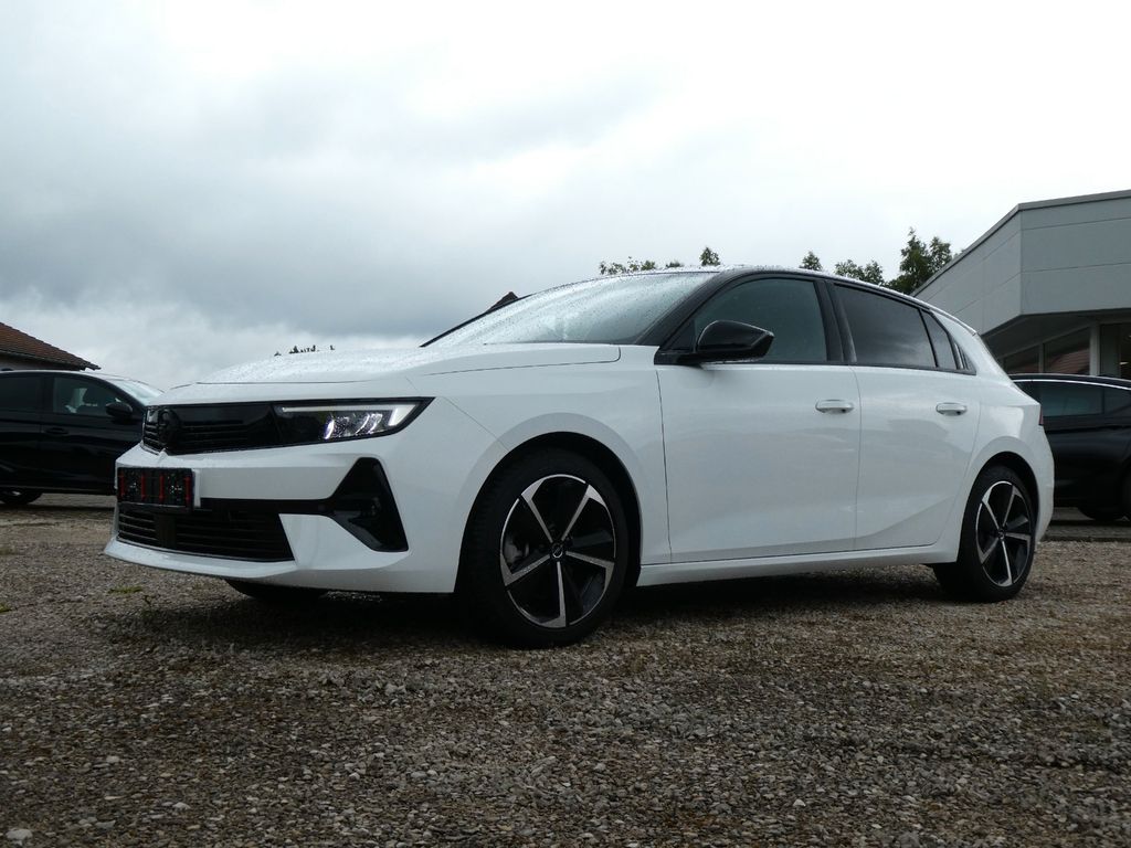 Opel Astra 2024