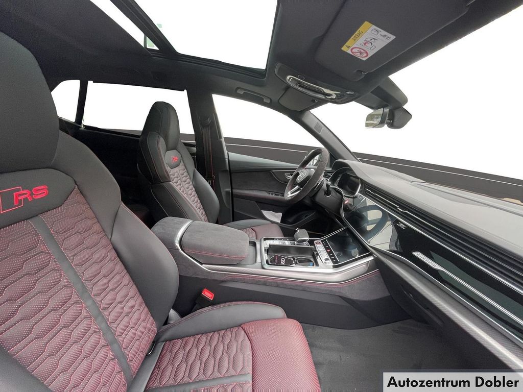 Audi RSQ8 2025