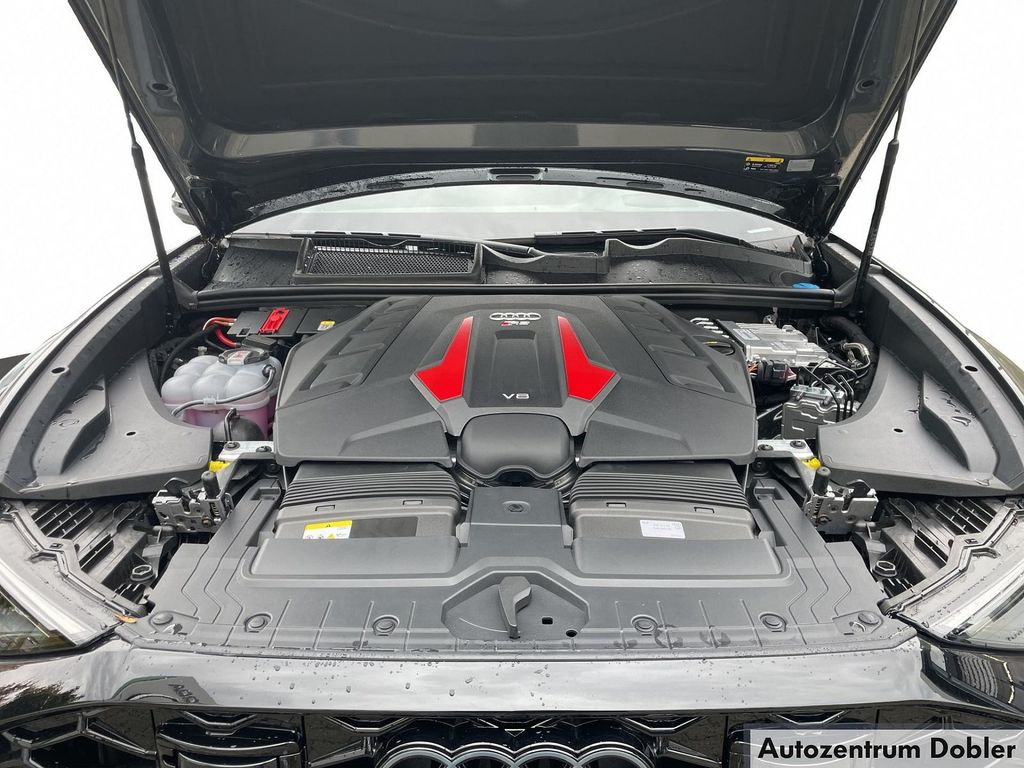 Audi RSQ8 2025
