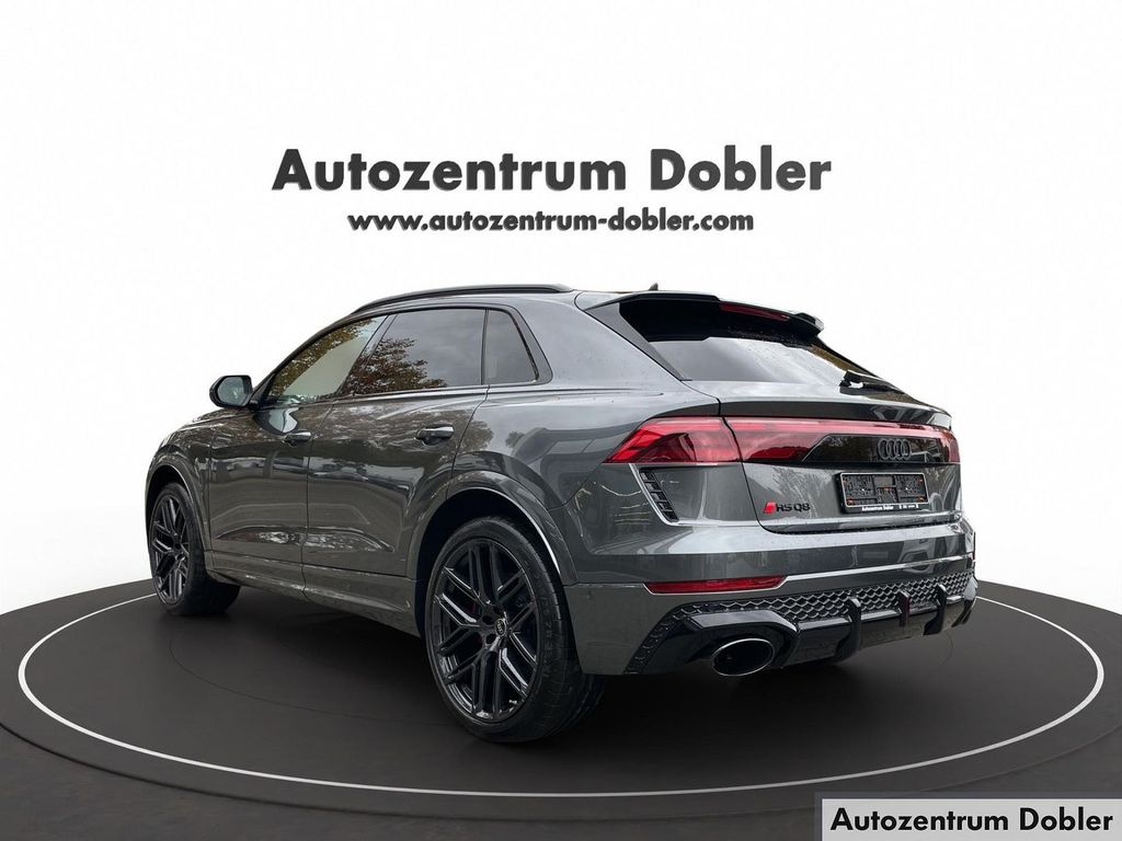 Audi RSQ8 2025
