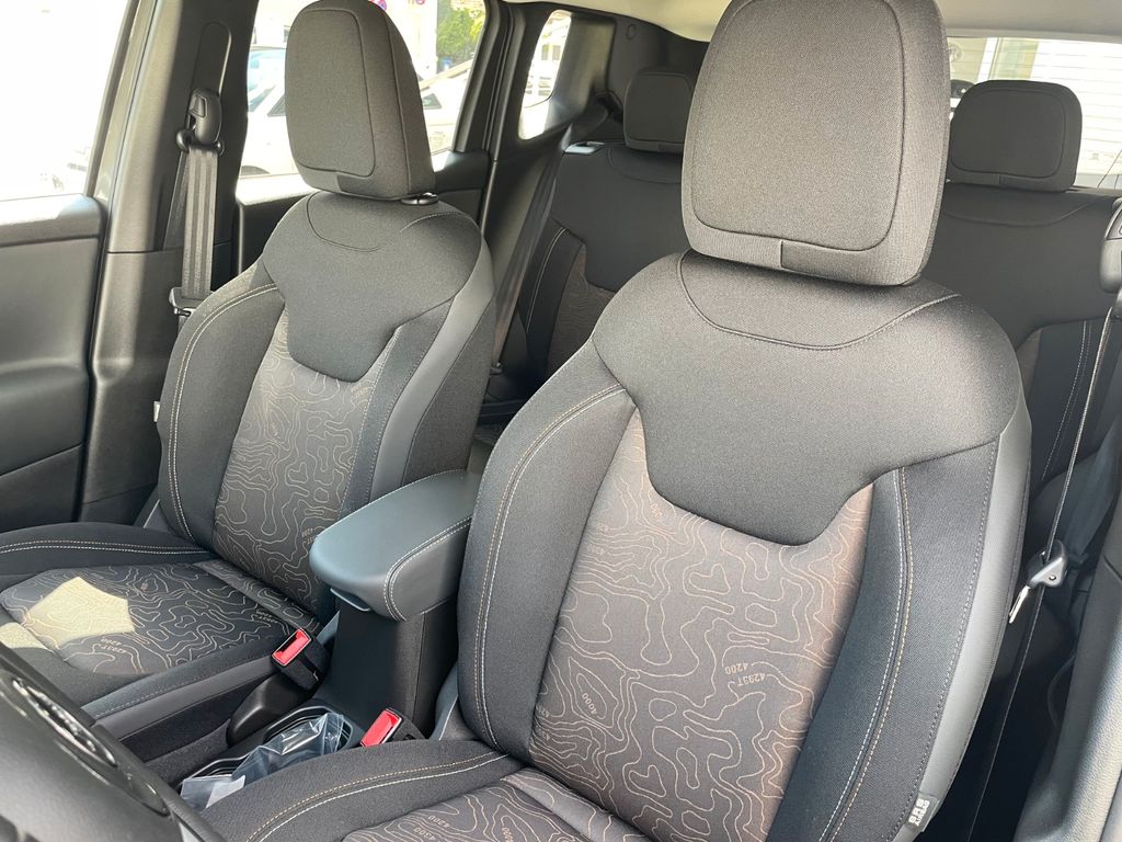 Jeep Renegade 2023