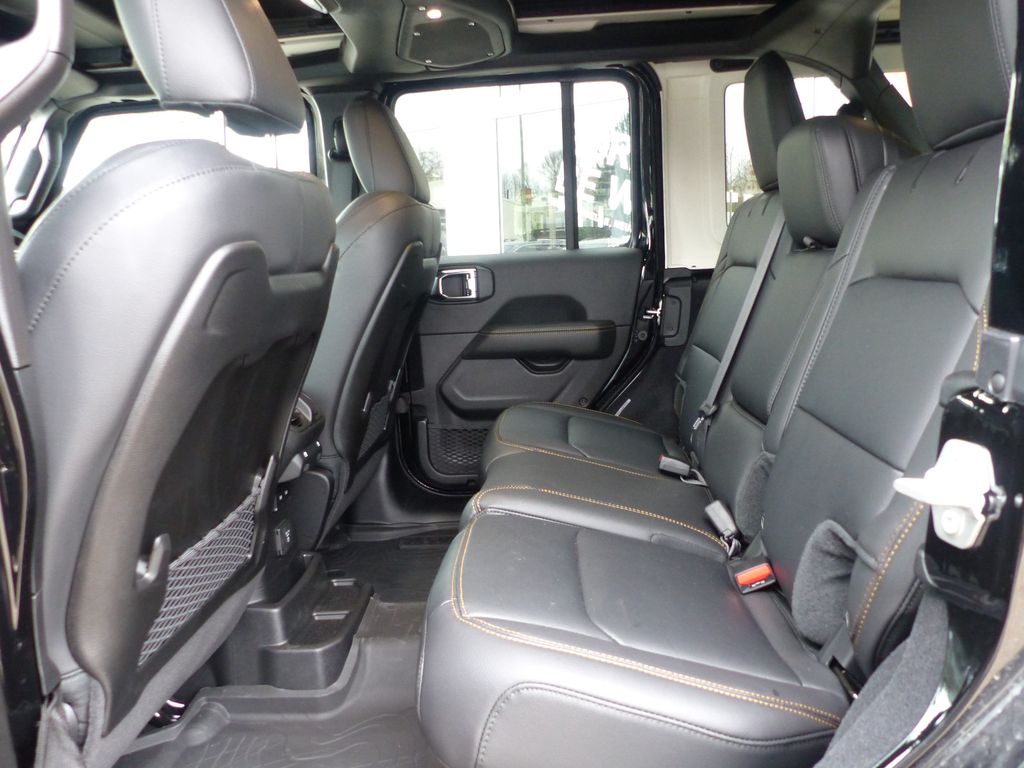 Jeep Wrangler 2025