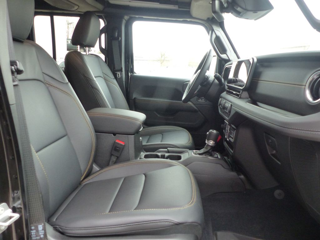 Jeep Wrangler 2025