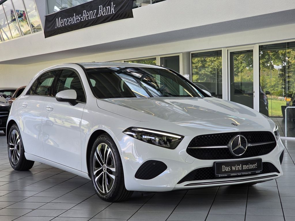 Mercedes-Benz A 180 2024