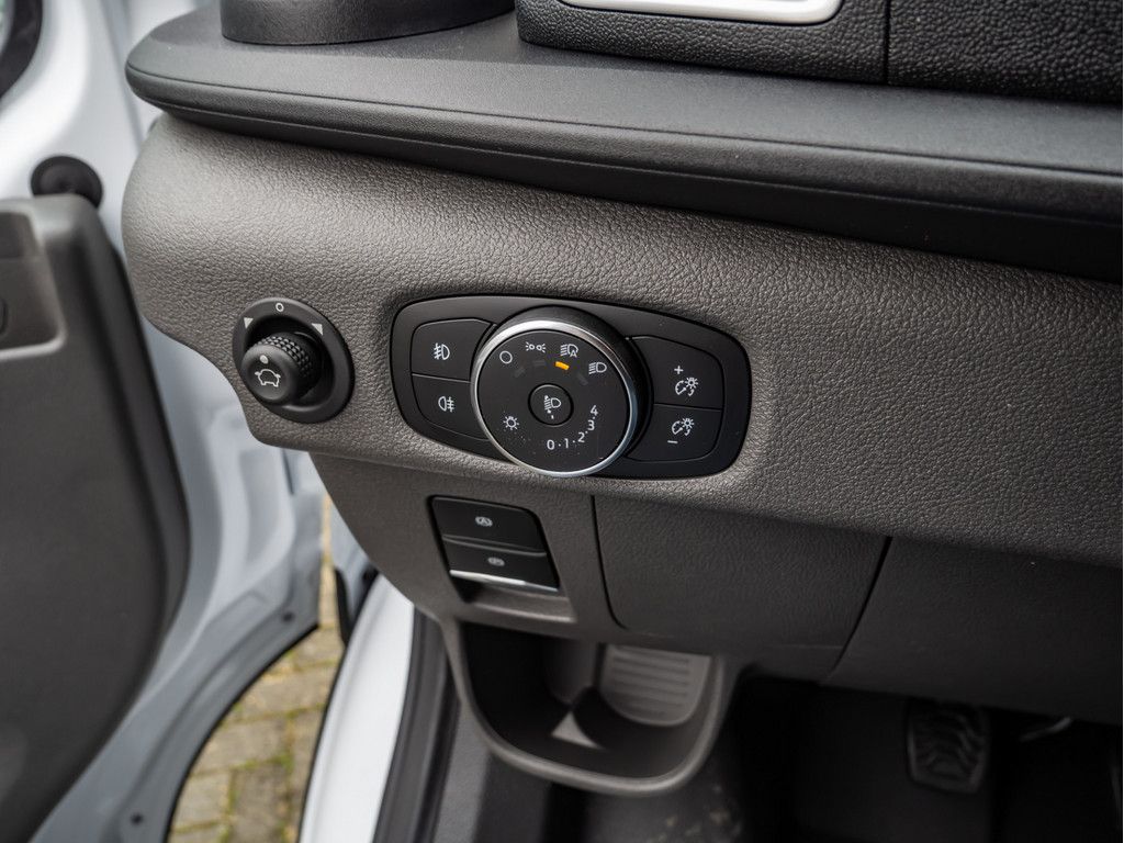 Ford Transit 2025