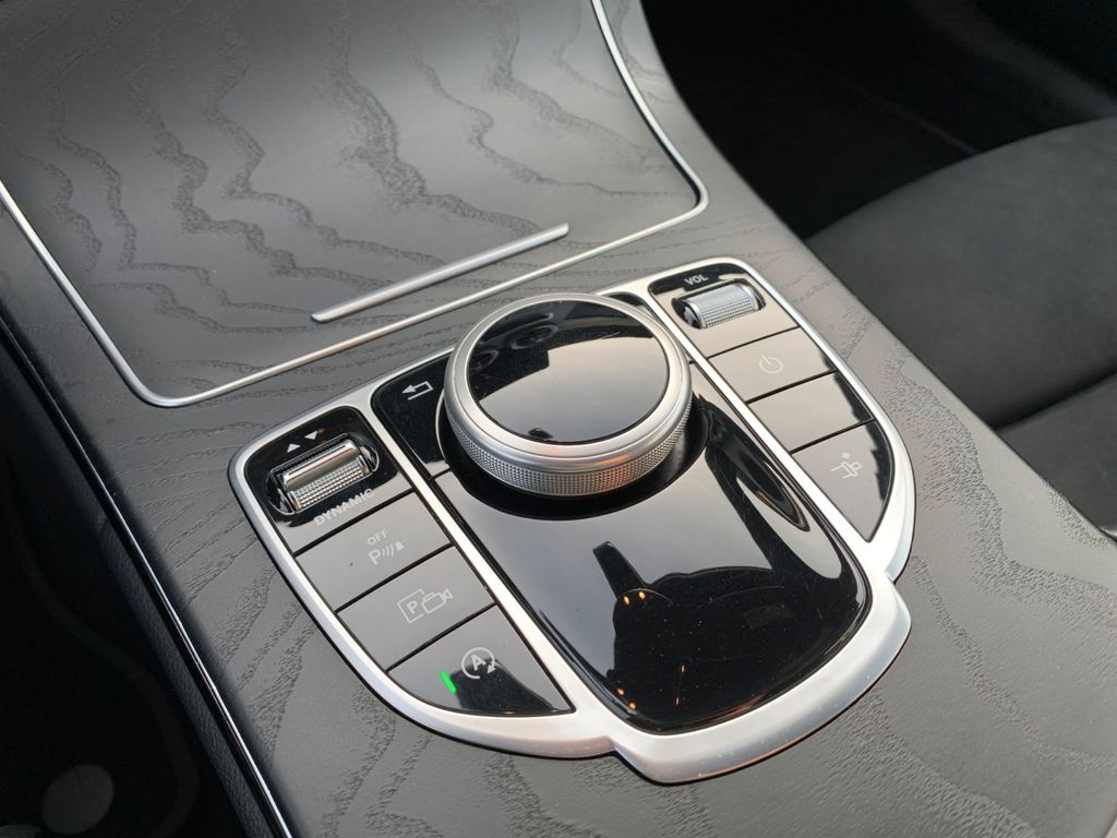Mercedes-Benz C 300 2019