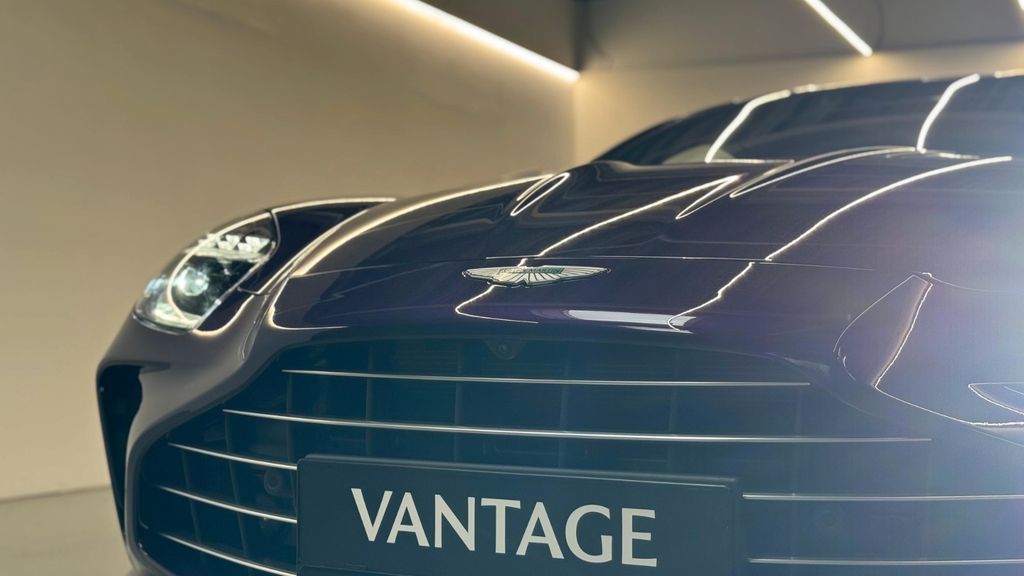 Aston Martin V8 Vantage