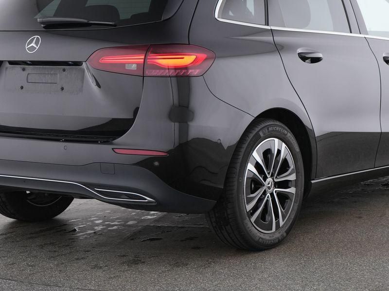 Mercedes-Benz B 200 2024