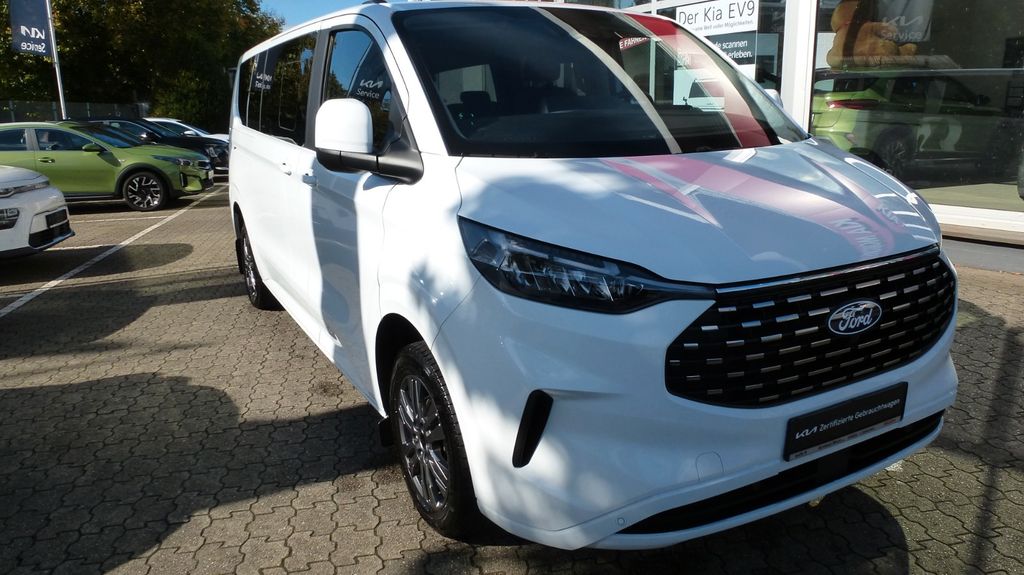 Ford Tourneo Custom 2025