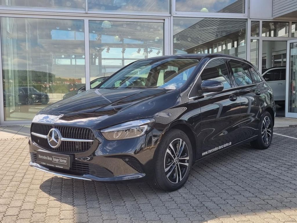 Mercedes-Benz B 250 2023