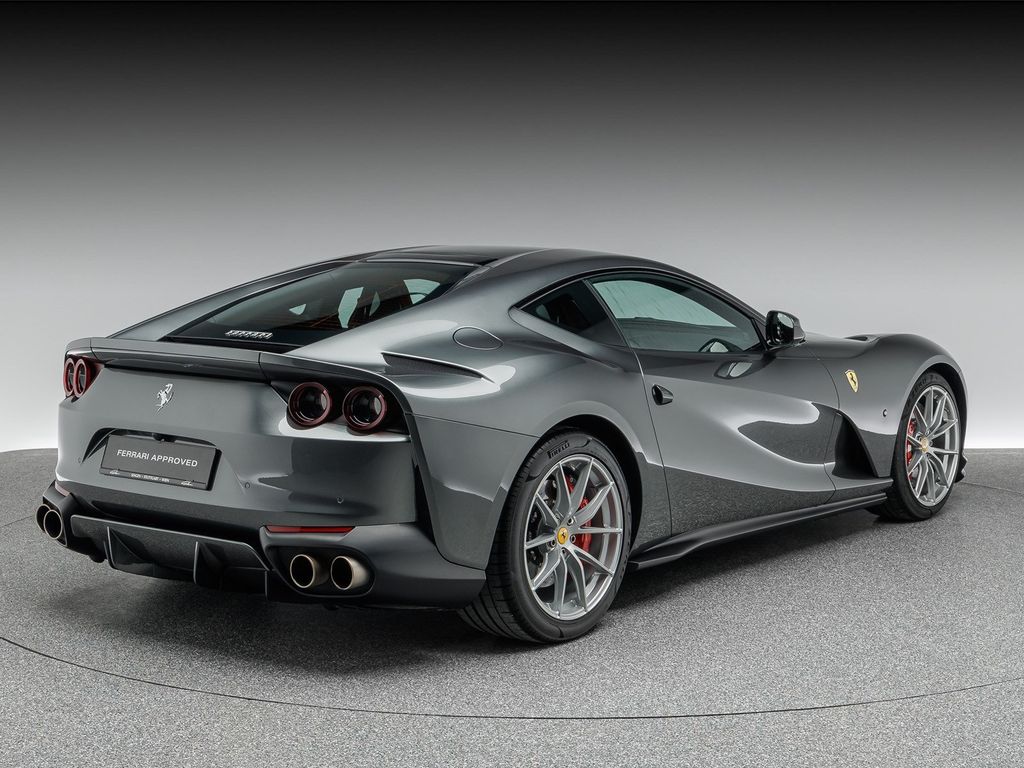 Ferrari 812 2018