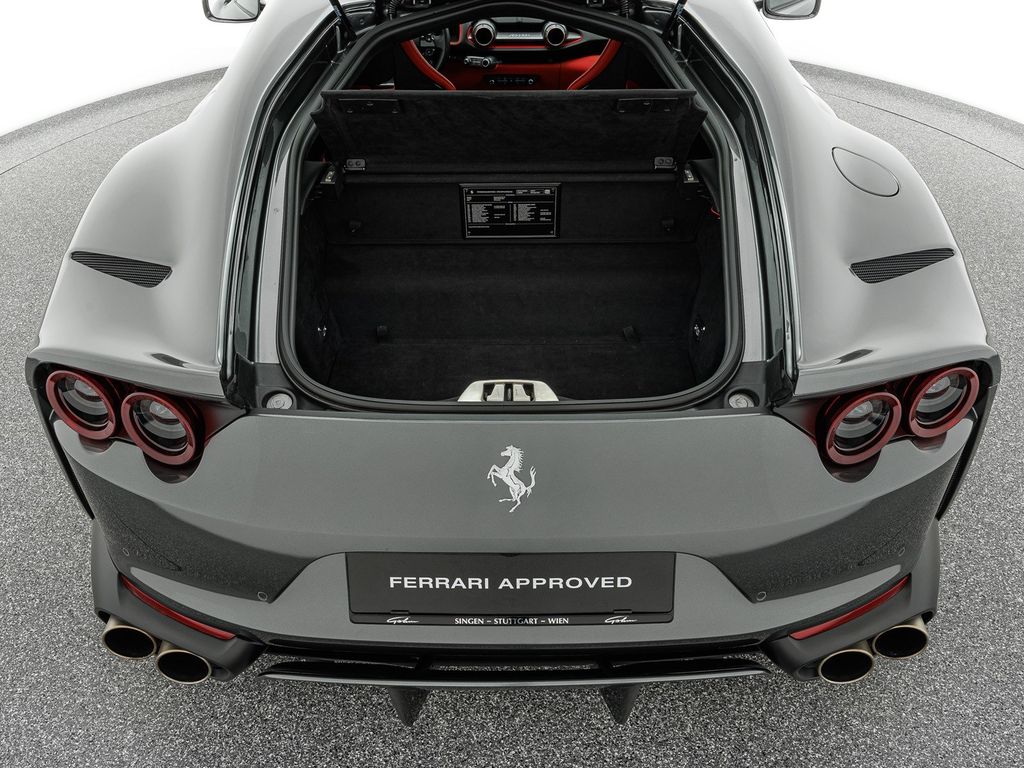 Ferrari 812 2018
