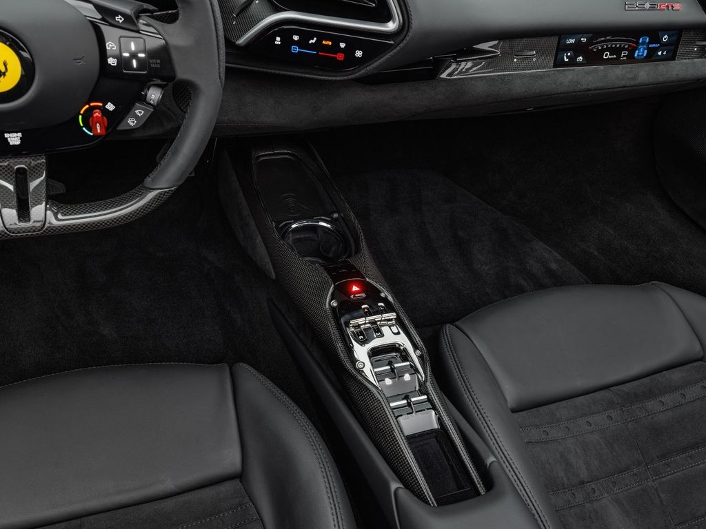 Ferrari 296 GTS 2023