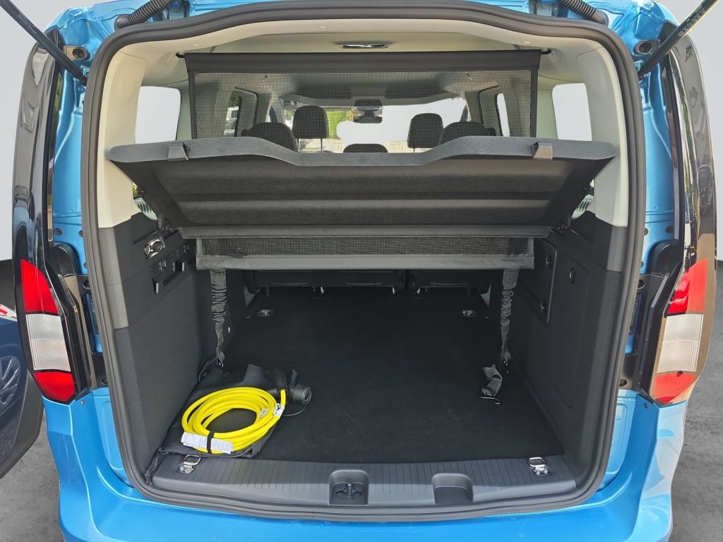 Ford Grand Tourneo