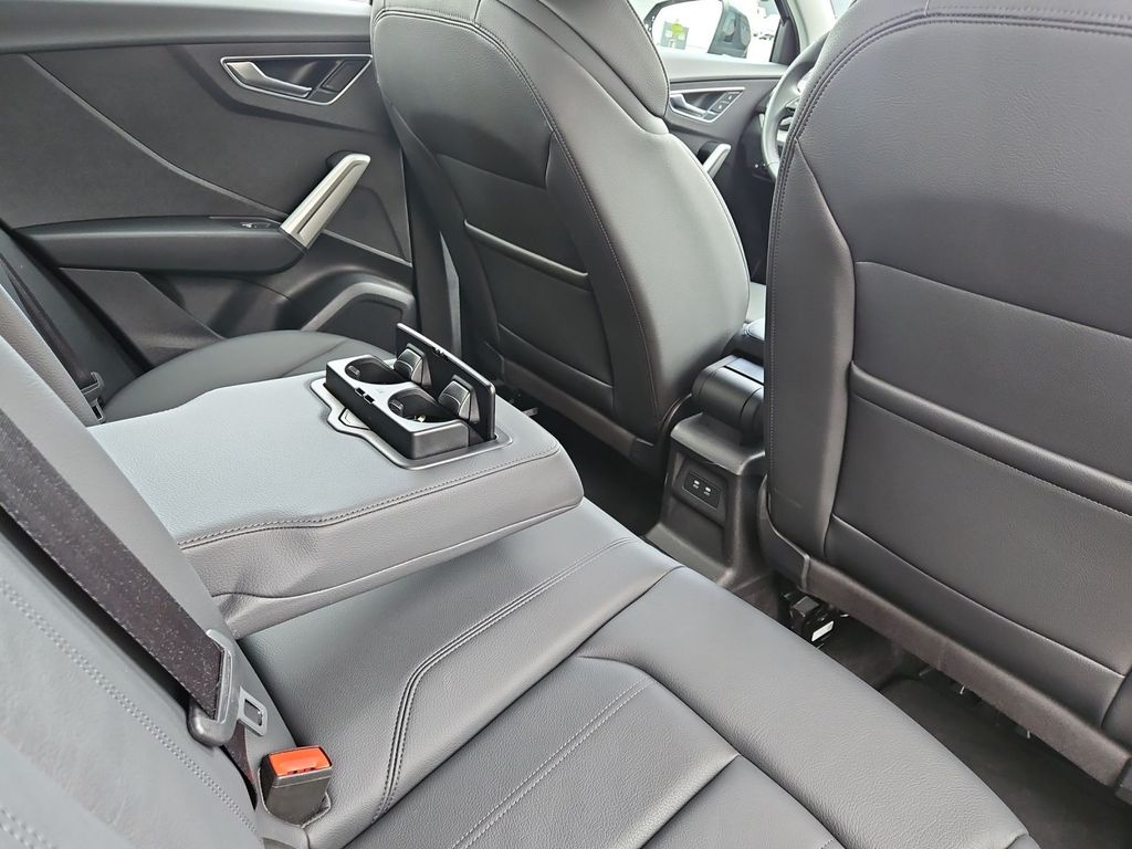 Audi Q2 2024