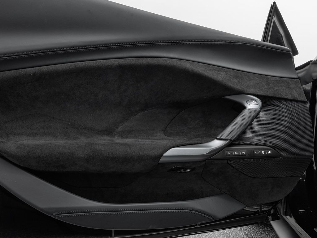 Ferrari 296 GTS 2023