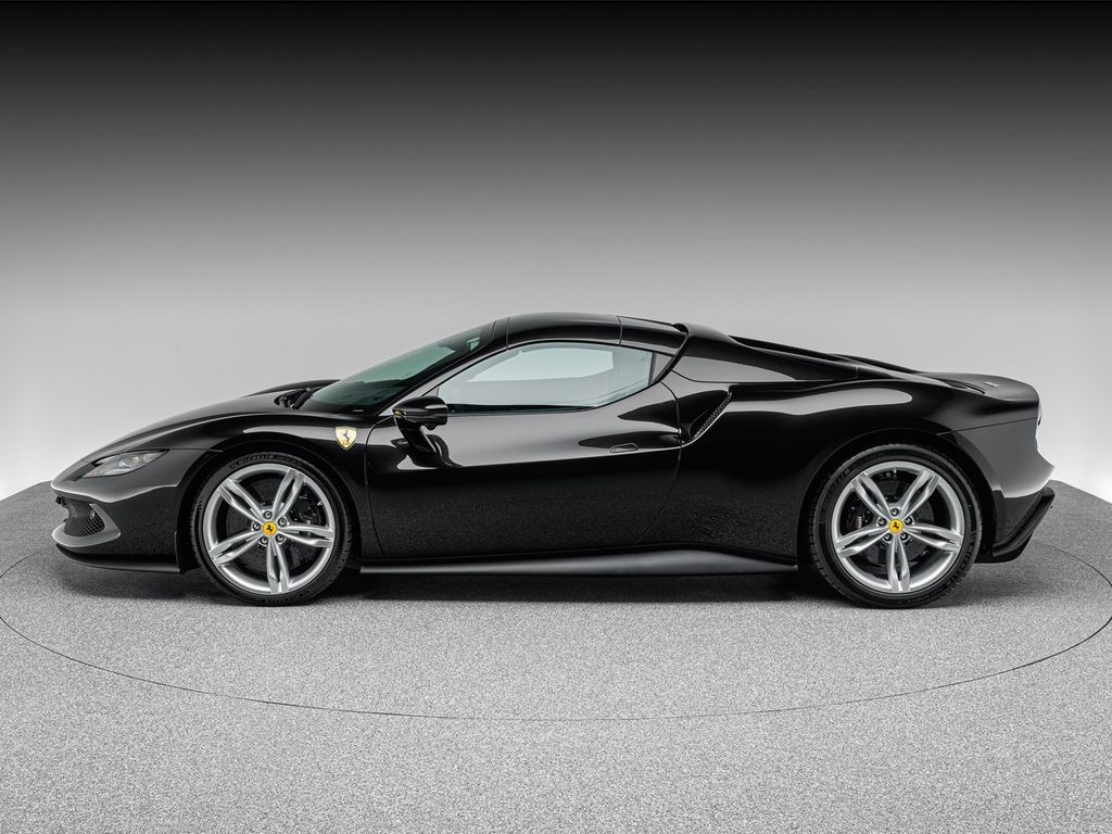 Ferrari 296 GTS 2023