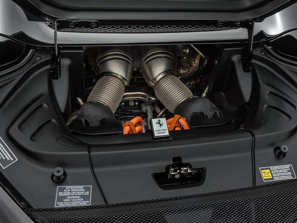 Ferrari 296 GTS 2023