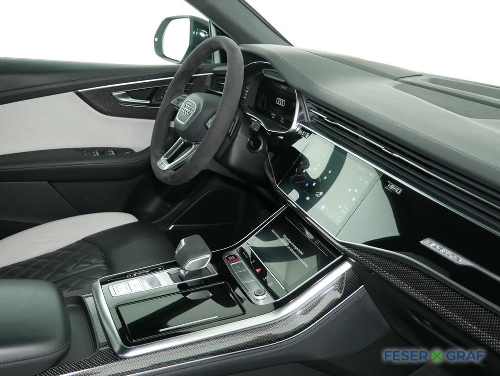 Audi SQ8 2022