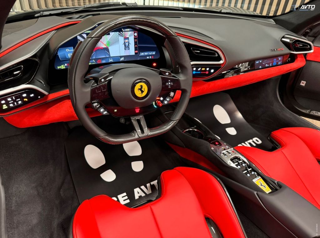 Ferrari 296 GTS 2025