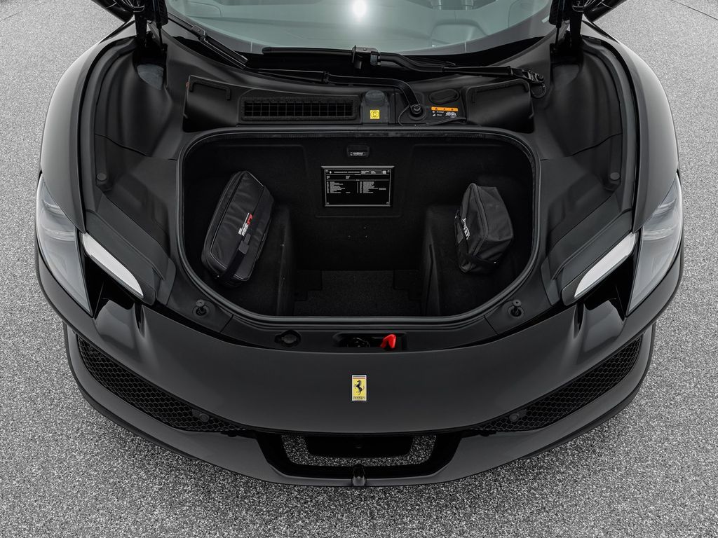 Ferrari 296 GTS 2023