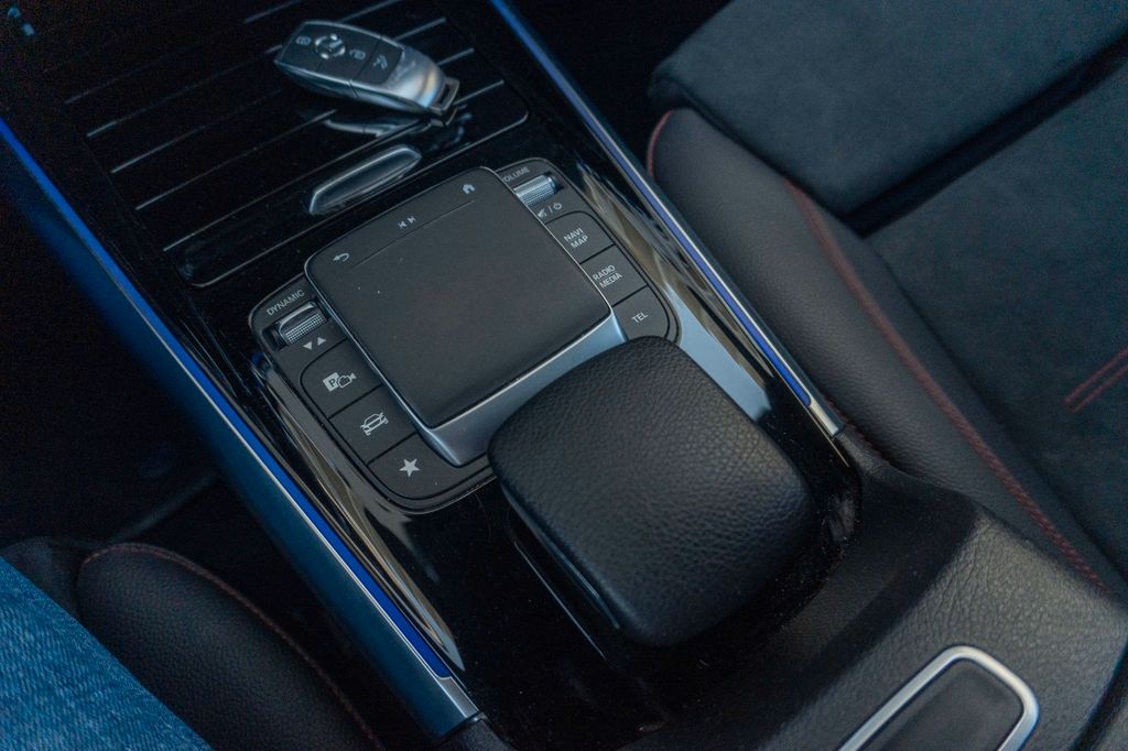 Mercedes-Benz EQA 2023