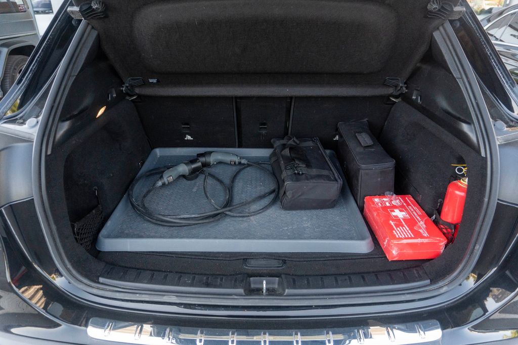 Mercedes-Benz EQA 2023