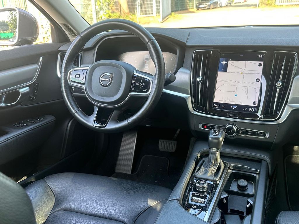 Volvo S90 2019