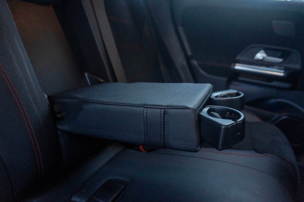 Mercedes-Benz EQA 2023