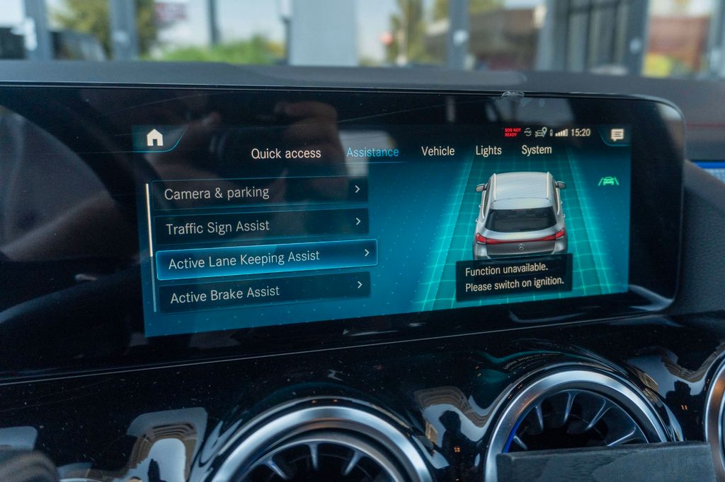 Mercedes-Benz EQA 2023