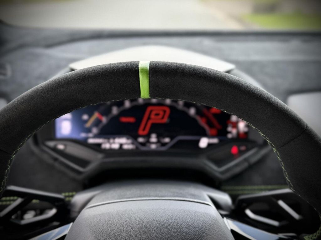 Lamborghini Huracán 2023