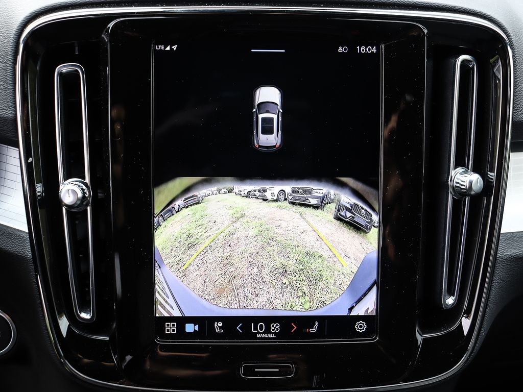 Volvo XC40 2023