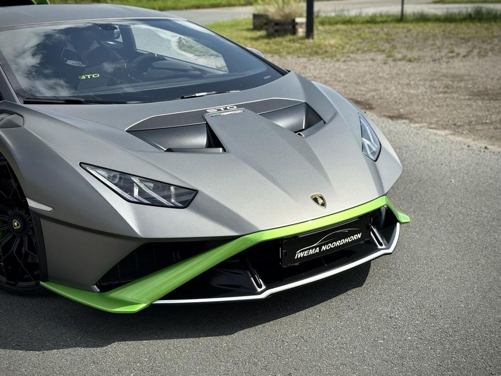 Lamborghini Huracán 2023
