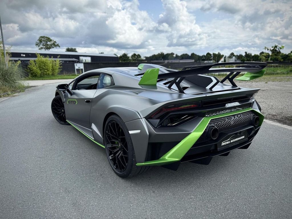 Lamborghini Huracán 2023