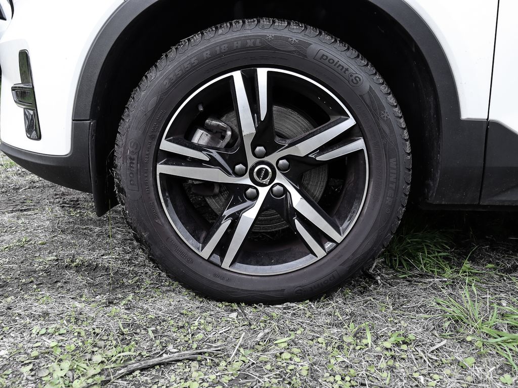 Volvo XC40 2023