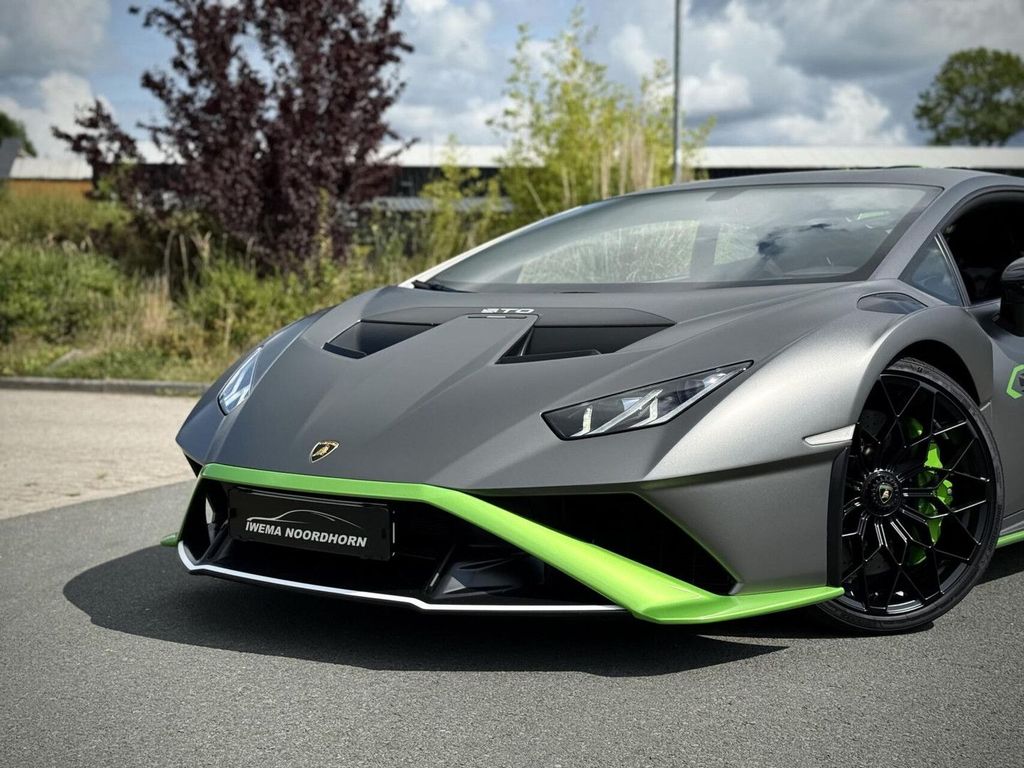 Lamborghini Huracán 2023