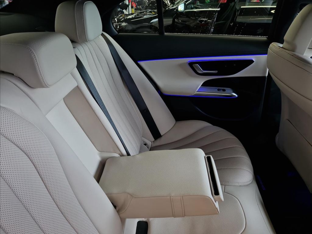 Mercedes-Benz E 220 2024