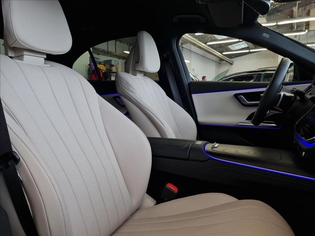 Mercedes-Benz E 220 2024