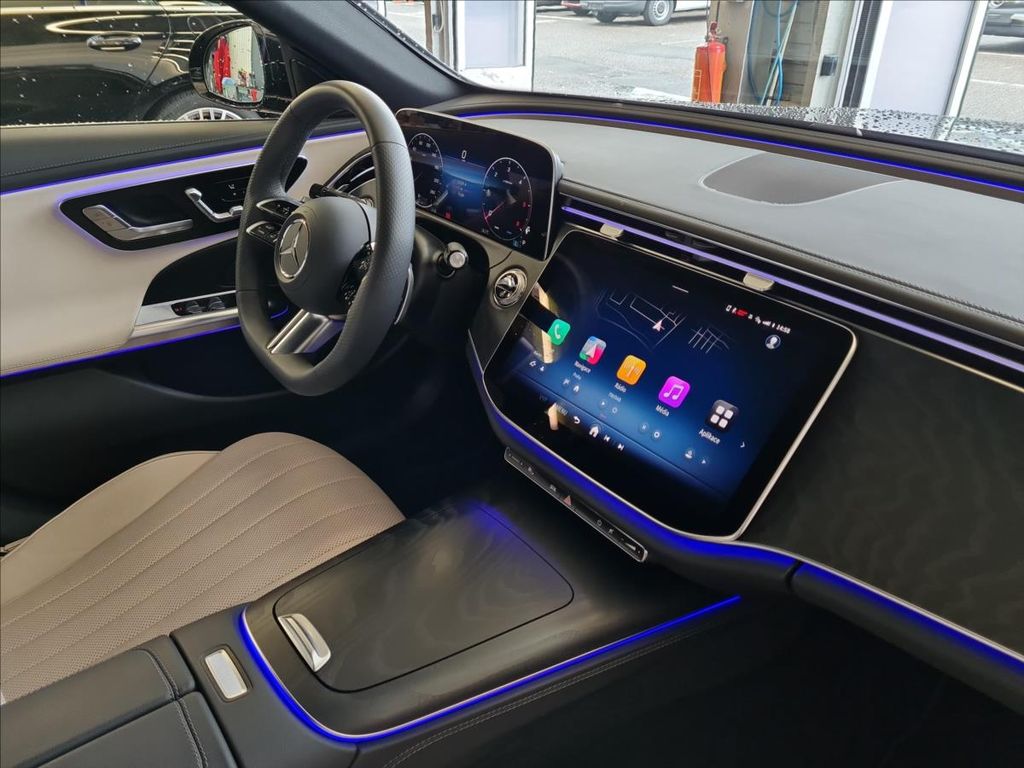 Mercedes-Benz E 220 2024