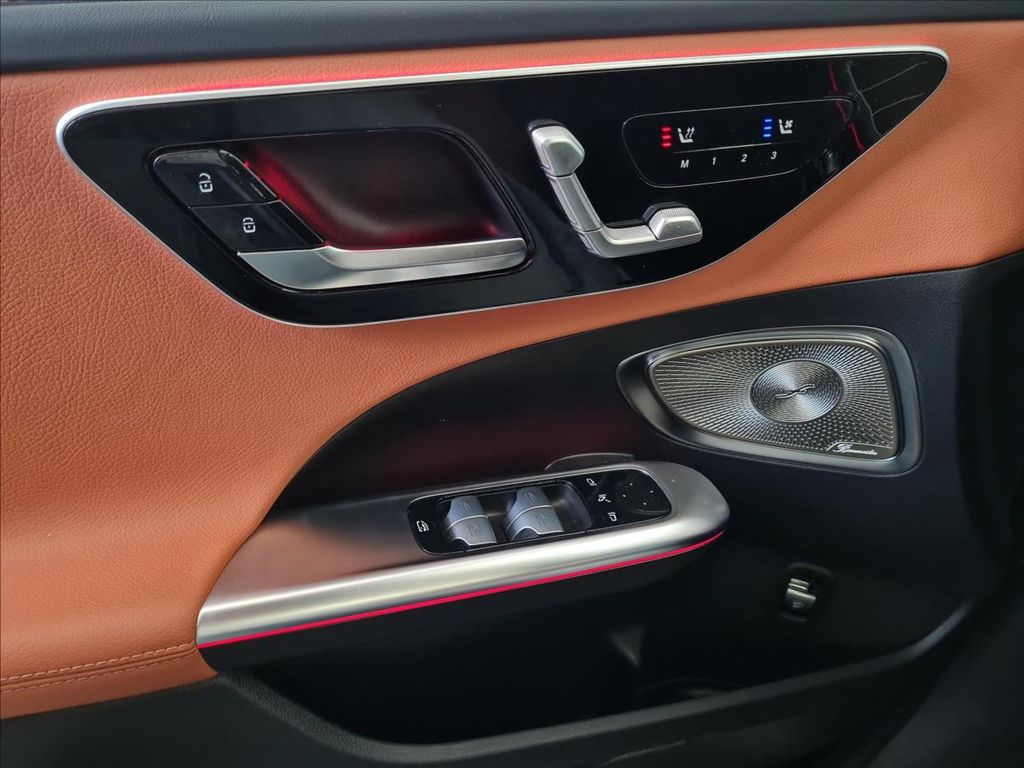 Mercedes-Benz C 300 2024