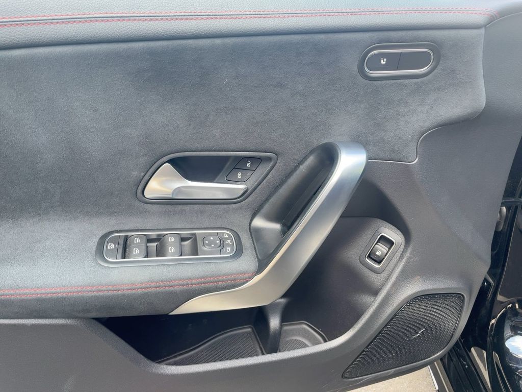 Mercedes-Benz CLA 250 2022