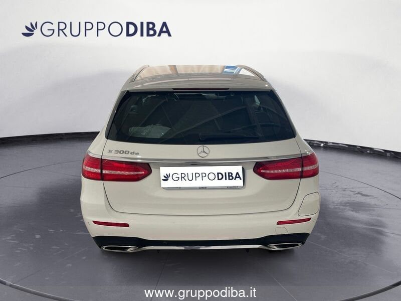 Mercedes-Benz E 300 2020