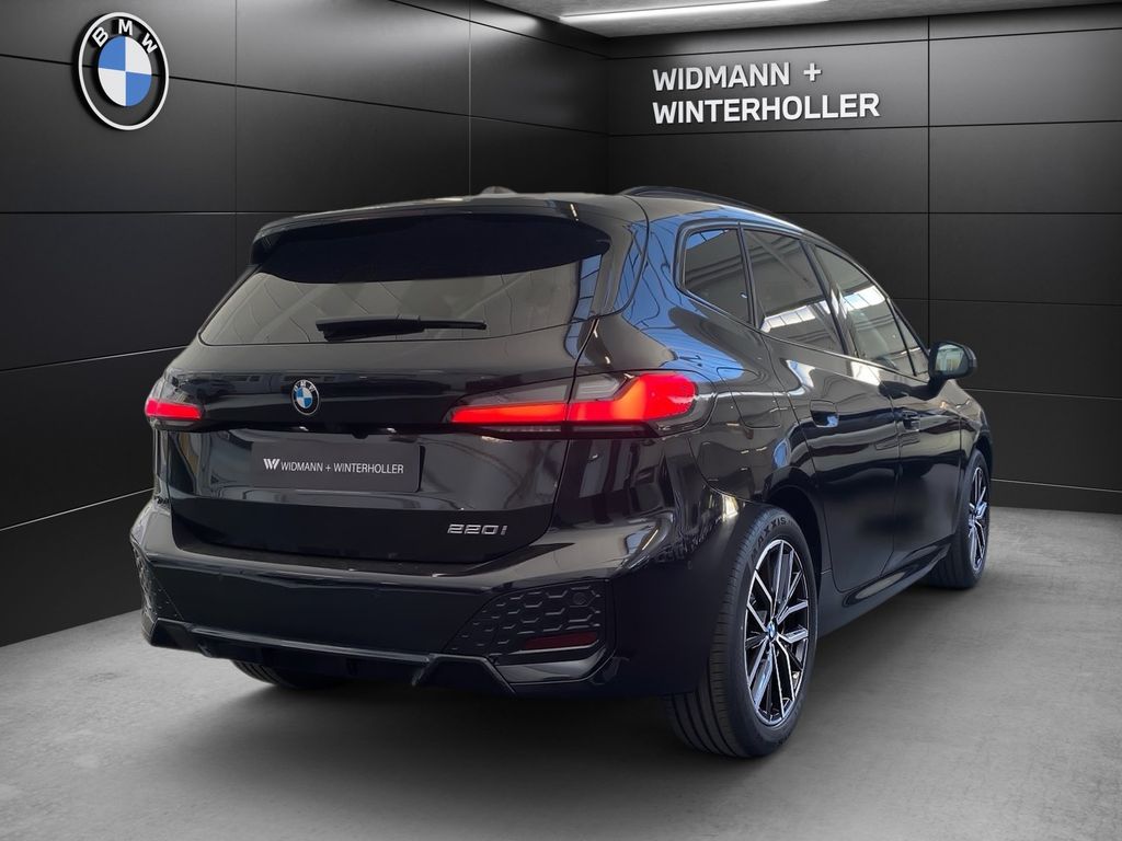 BMW 220 Active Tourer 2025