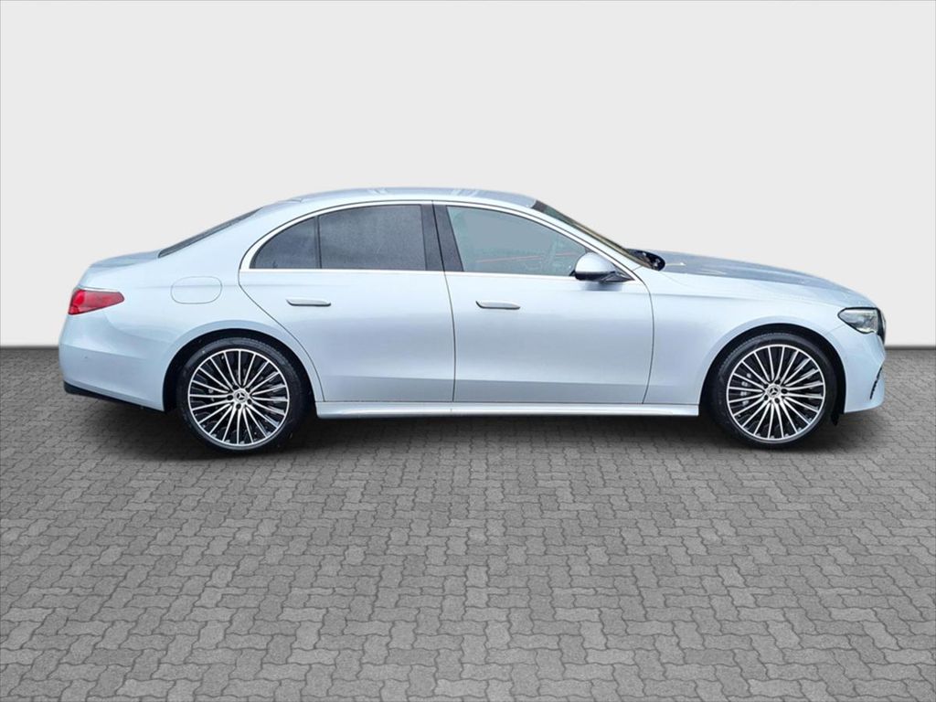 Mercedes-Benz E 220 2024