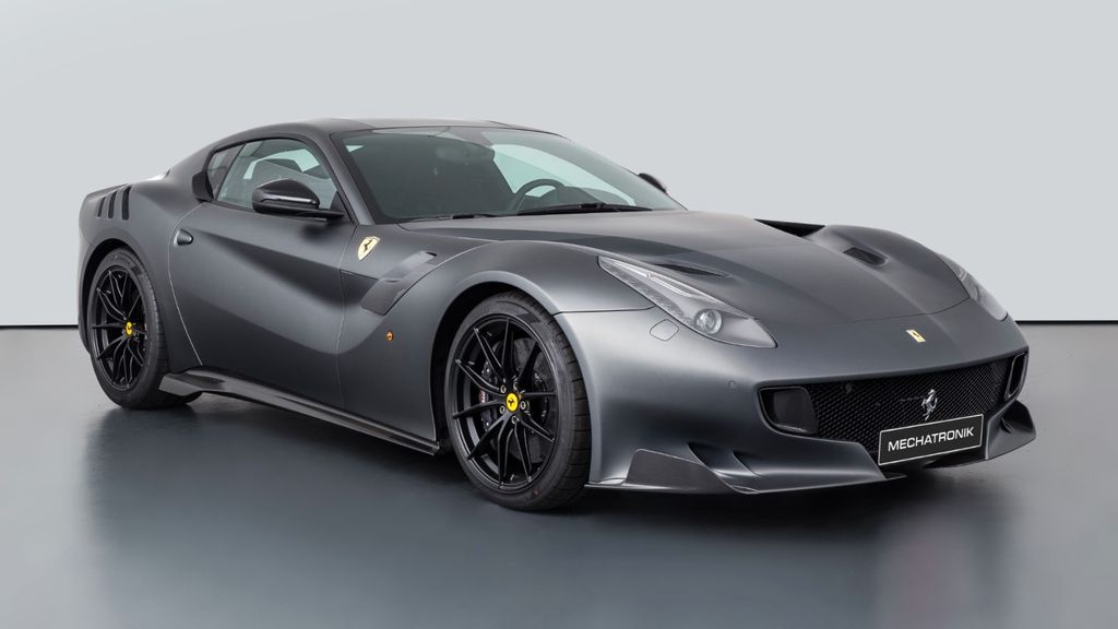 Ferrari F12 2016